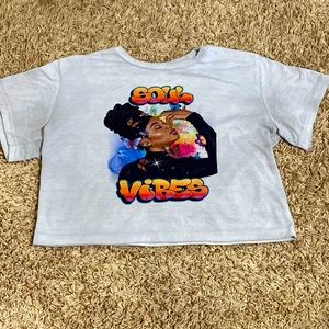 “Soul vibes” crop top.